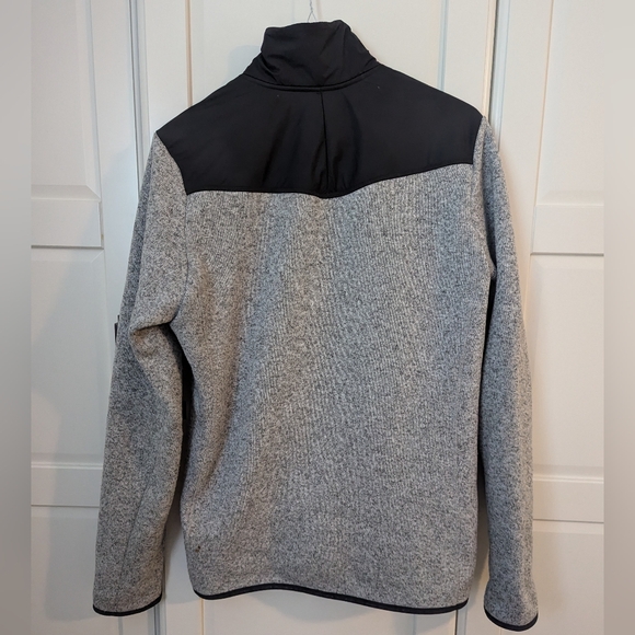 Zip-up Helly Hansen Fleece - Picture 2 of 3